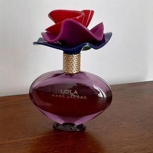 Marc Jacobs Lola Perfume